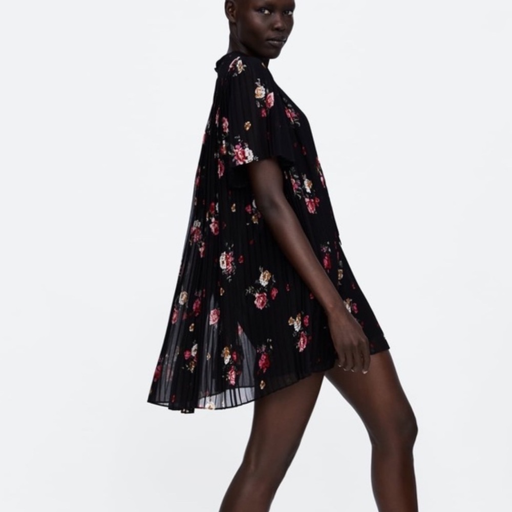 Zara Black Floral Pleated jumpsuit